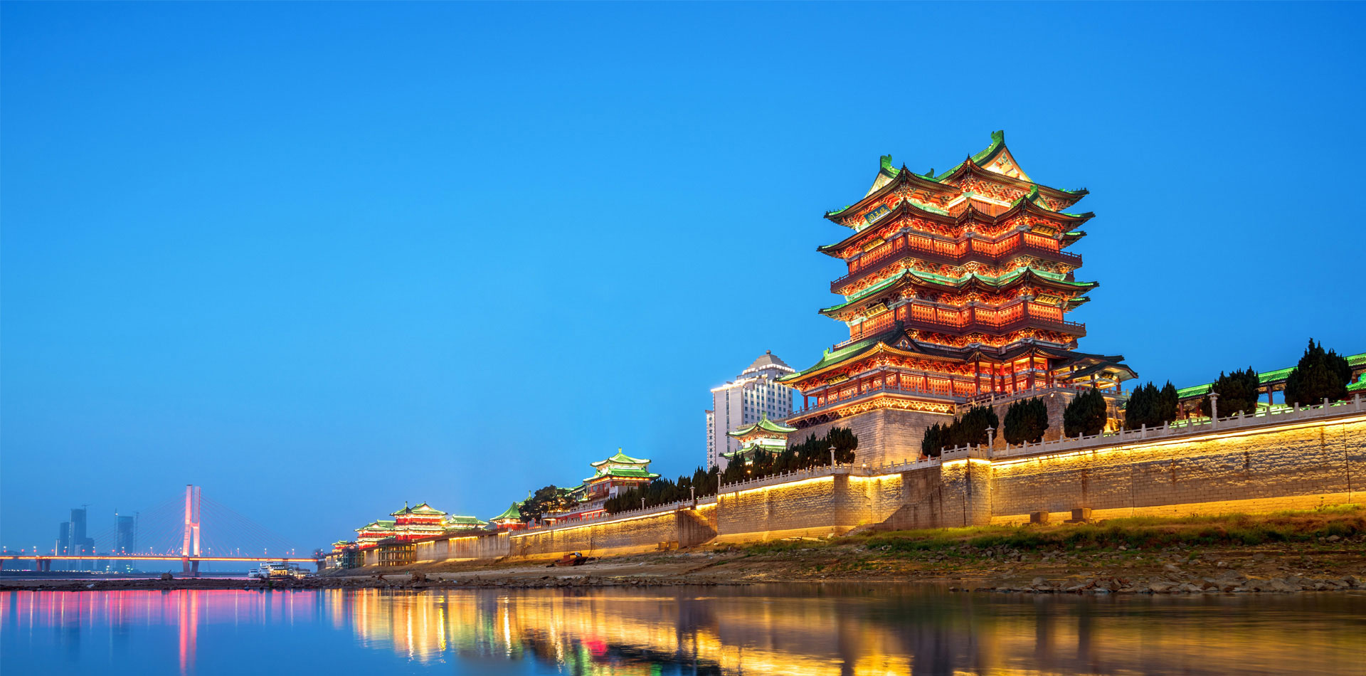 �������ʹ���-��Ӫ��ȫ,����һ·�ɳ�